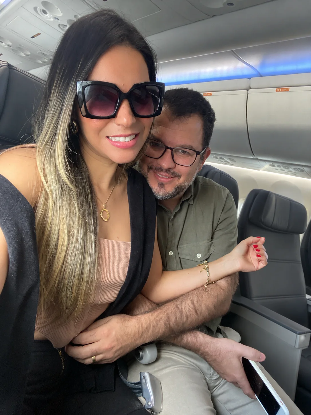 Como tudo começou: a descoberta da gravidez da Olívia no voo para Salvador